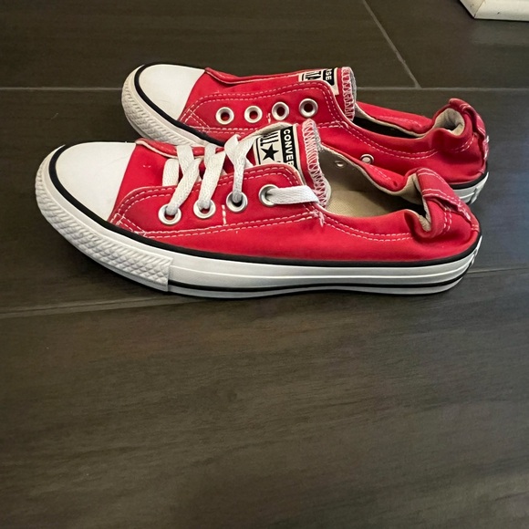 Red slip on converse chuck taylor size 6 *does not come with short laces* - Picture 6 of 6